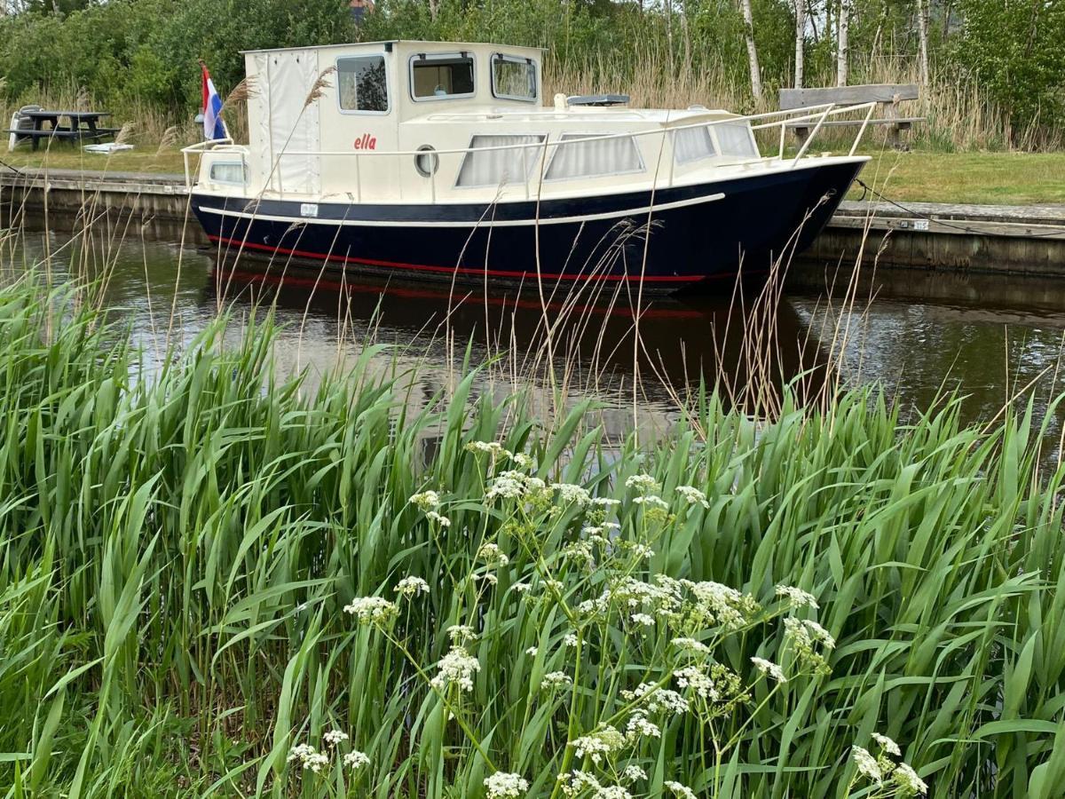 Boat Ella - Kamperen Op Het Water -Niet Om Mee Te Varen -Read Host Profile-Lees Hostprofiel Jutrijp Esterno foto