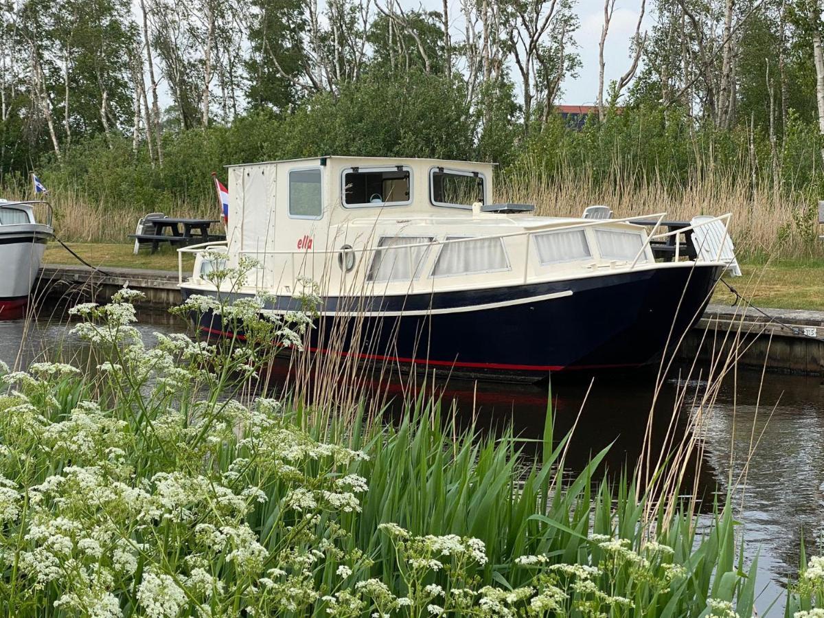 Boat Ella - Kamperen Op Het Water -Niet Om Mee Te Varen -Read Host Profile-Lees Hostprofiel Jutrijp Esterno foto